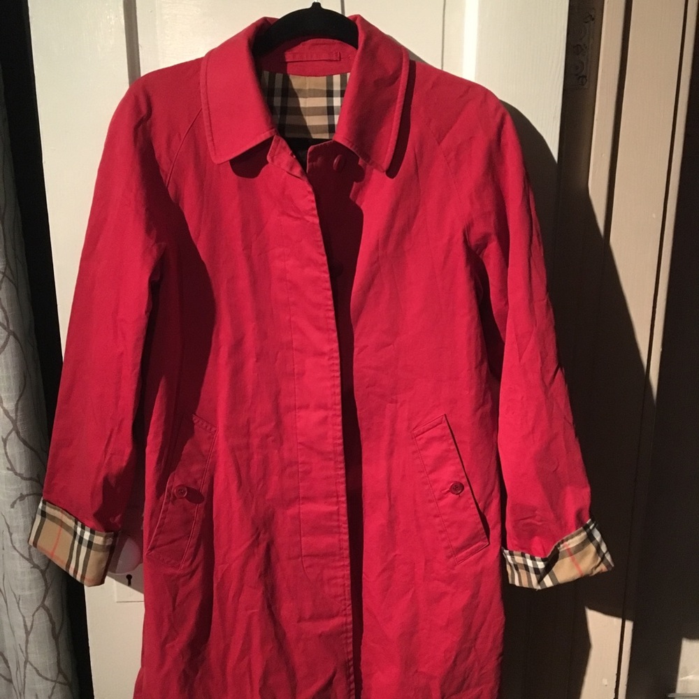 Burberry trench coat with detachable hood
